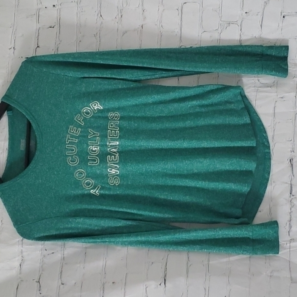 PINK VS Too cute for ugly sweaters long sleeve sleepshirt‎ size Small